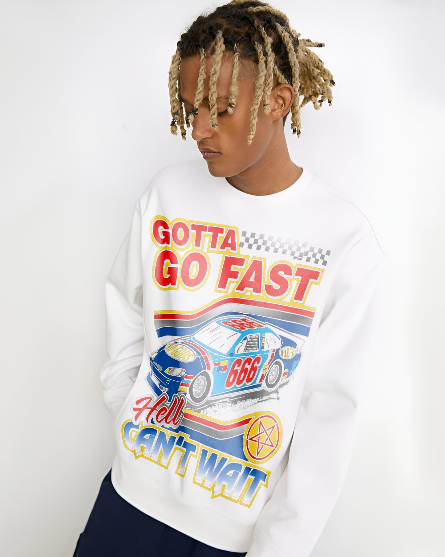 GO FAST NO WAIT CARS WHITE SWEATSHIRT